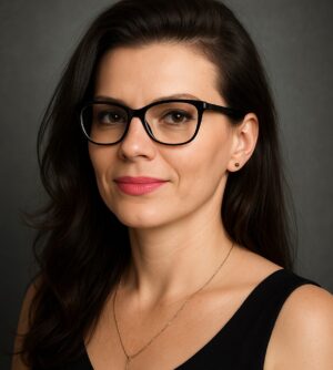 Dr. Manolya Akdemir